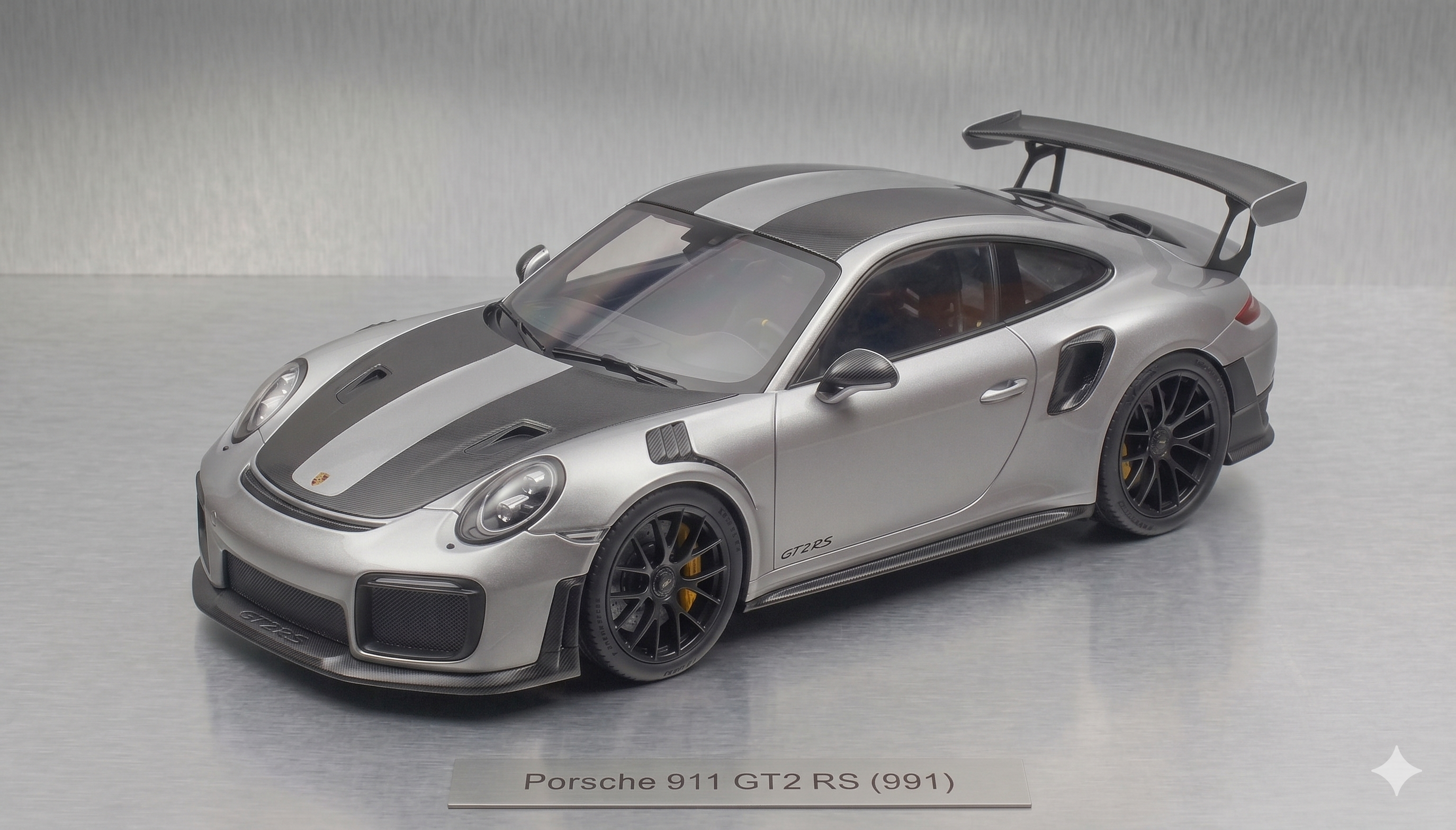Porsche 911 GT2 RS Diecast Model